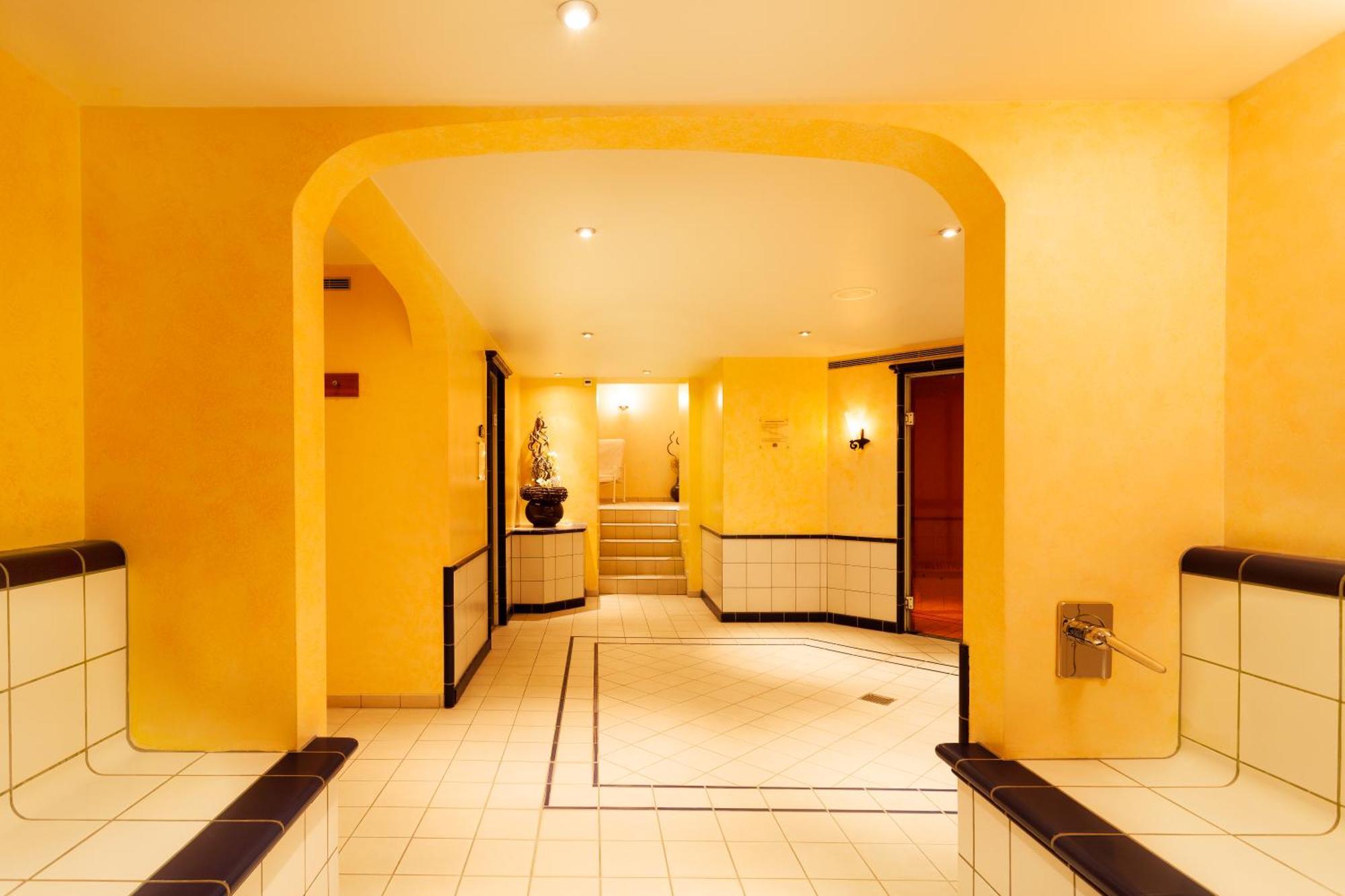 Sporthotel Wildstrubel Ленк Екстер'єр фото
