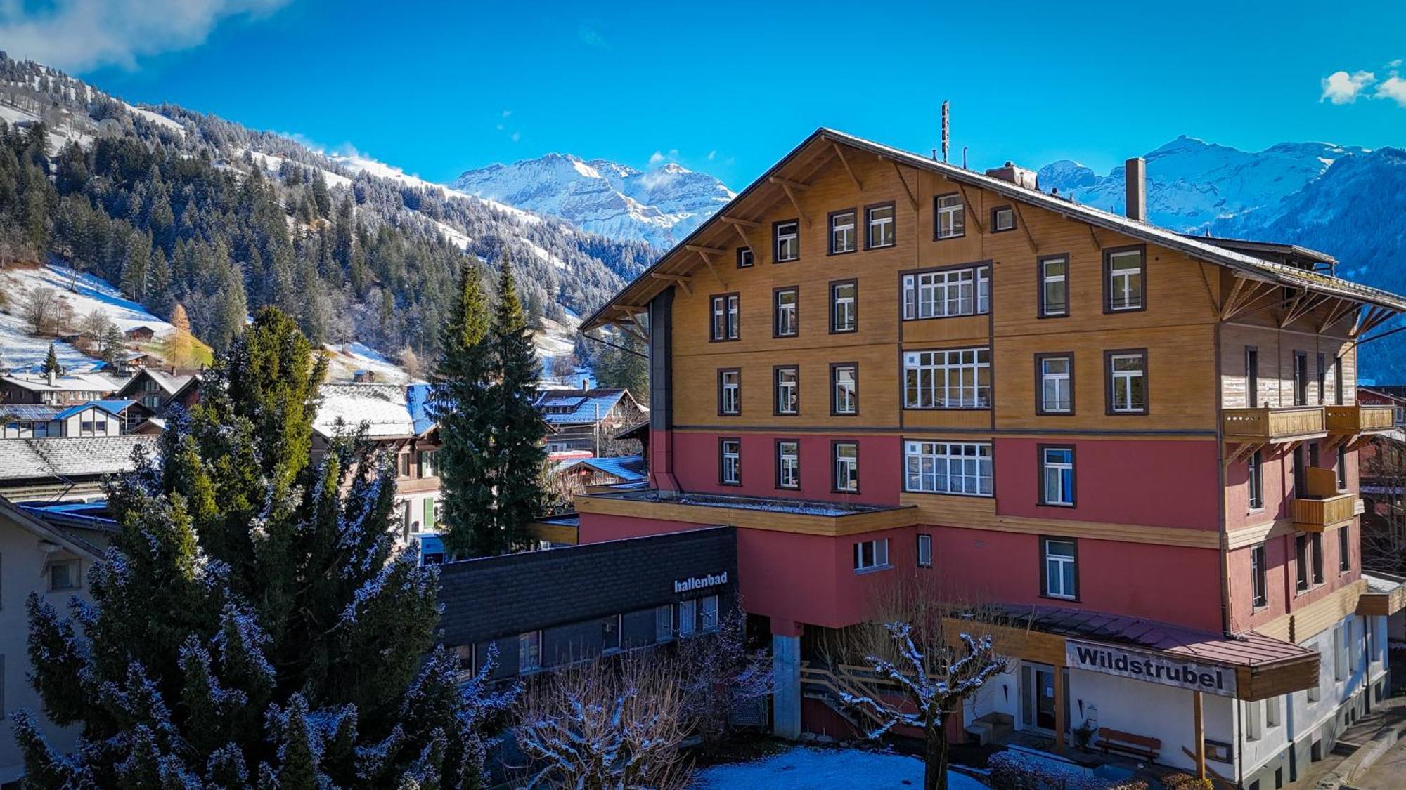 Sporthotel Wildstrubel Ленк Екстер'єр фото