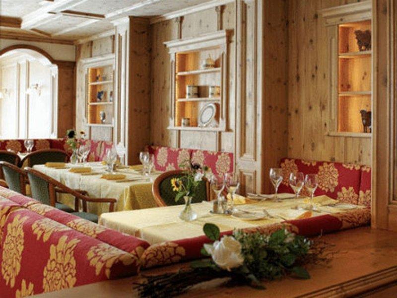 Sporthotel Wildstrubel Ленк Екстер'єр фото